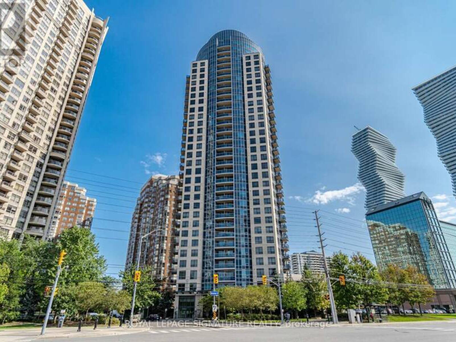 3008 - 330 BURNHAMTHORPE ROAD W, Mississauga, Ontario L5B 0E1