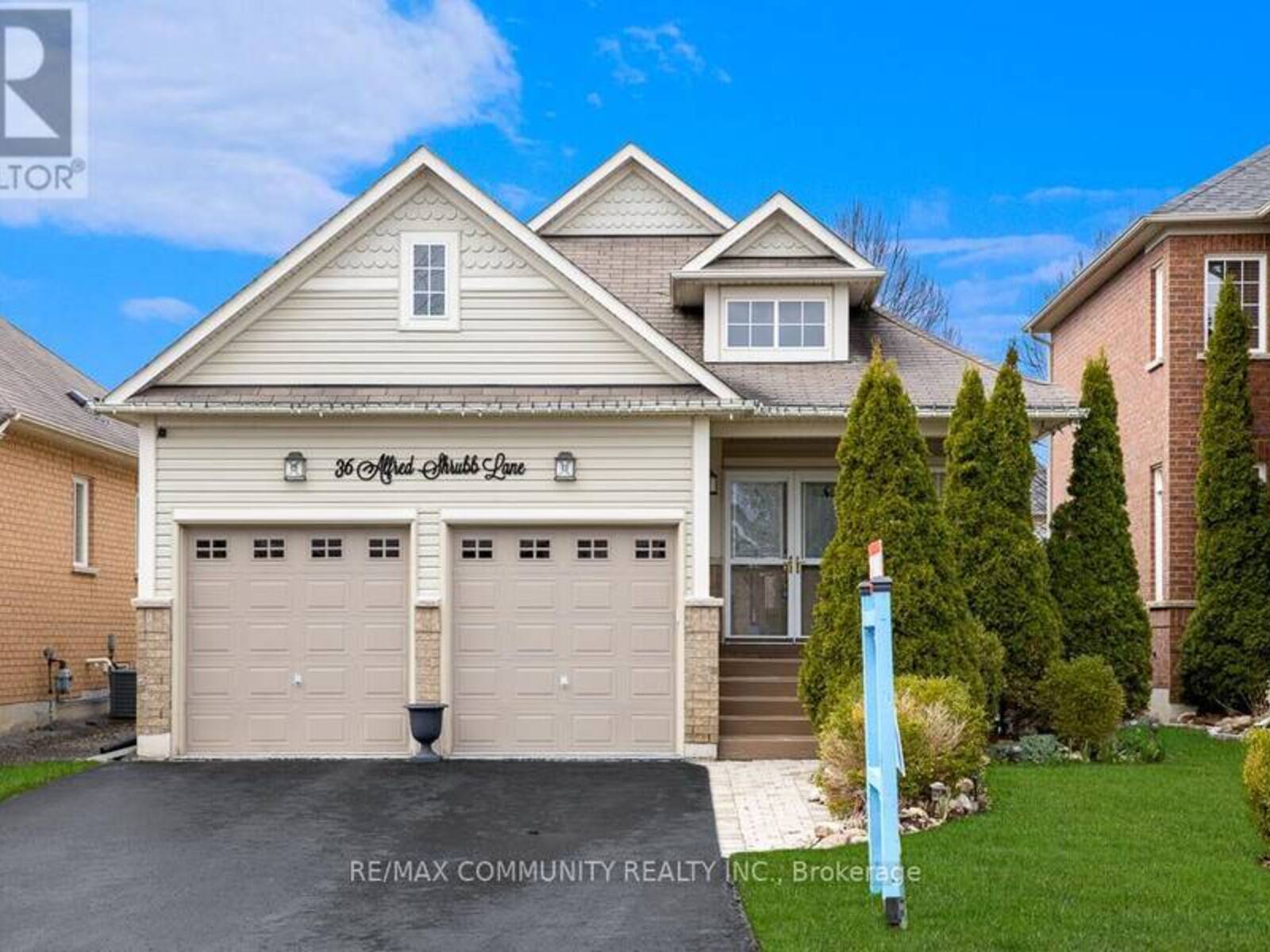 36 ALFRED SHRUBB LANE, Clarington, Ontario L1C 0B2