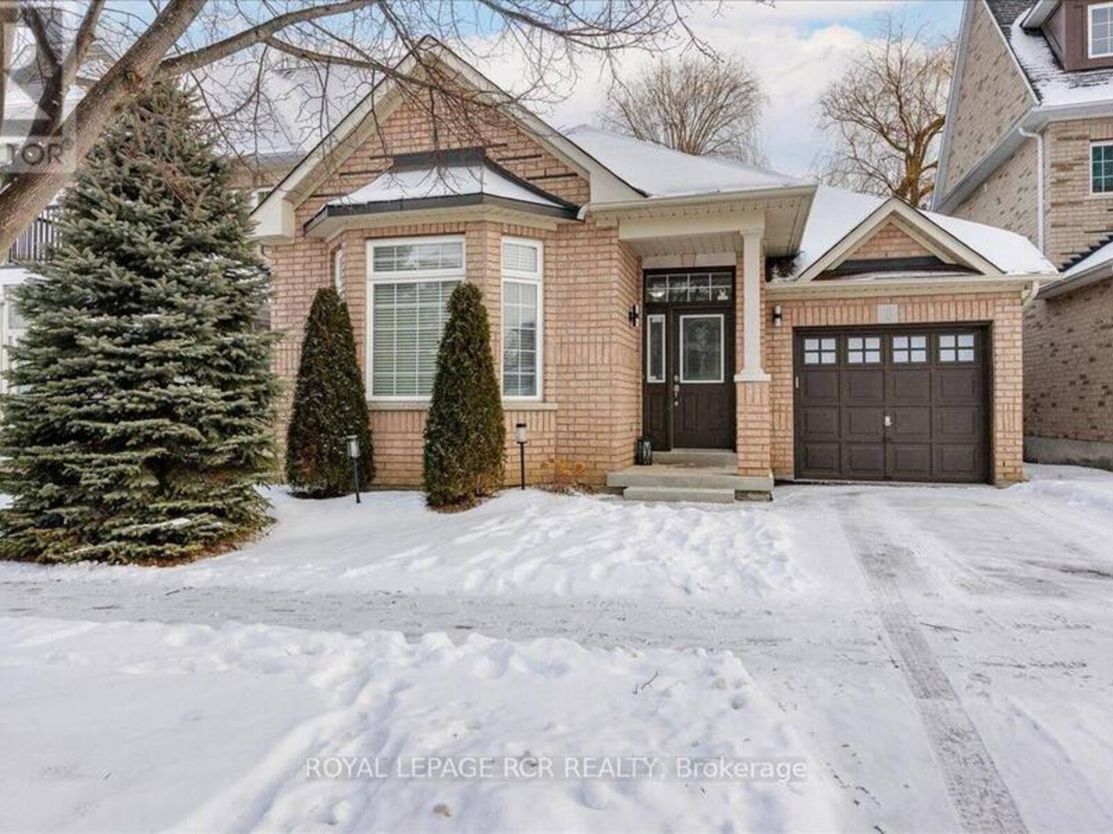 8 WELLSPRING AVENUE, Richmond Hill, Ontario L4E 3K3