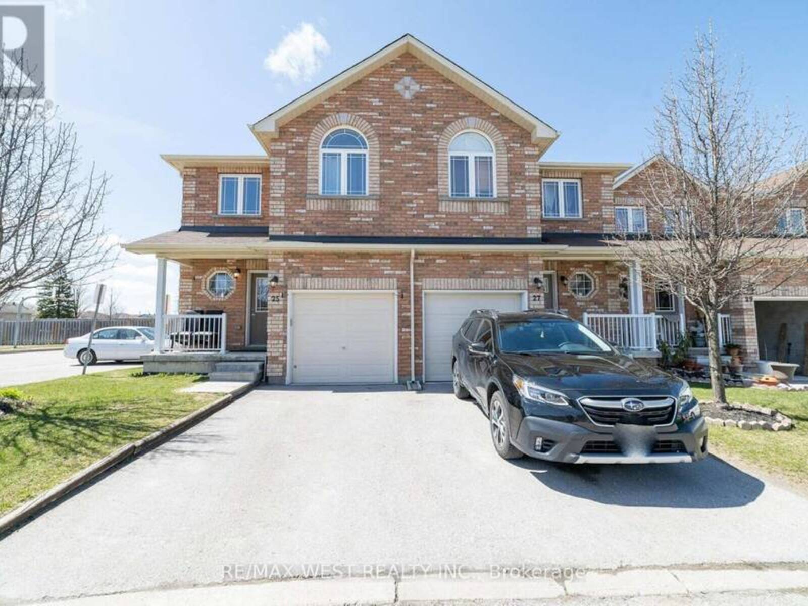 . - 25 SOUTHWOODS CRESCENT, Barrie, Ontario L4N 9P8