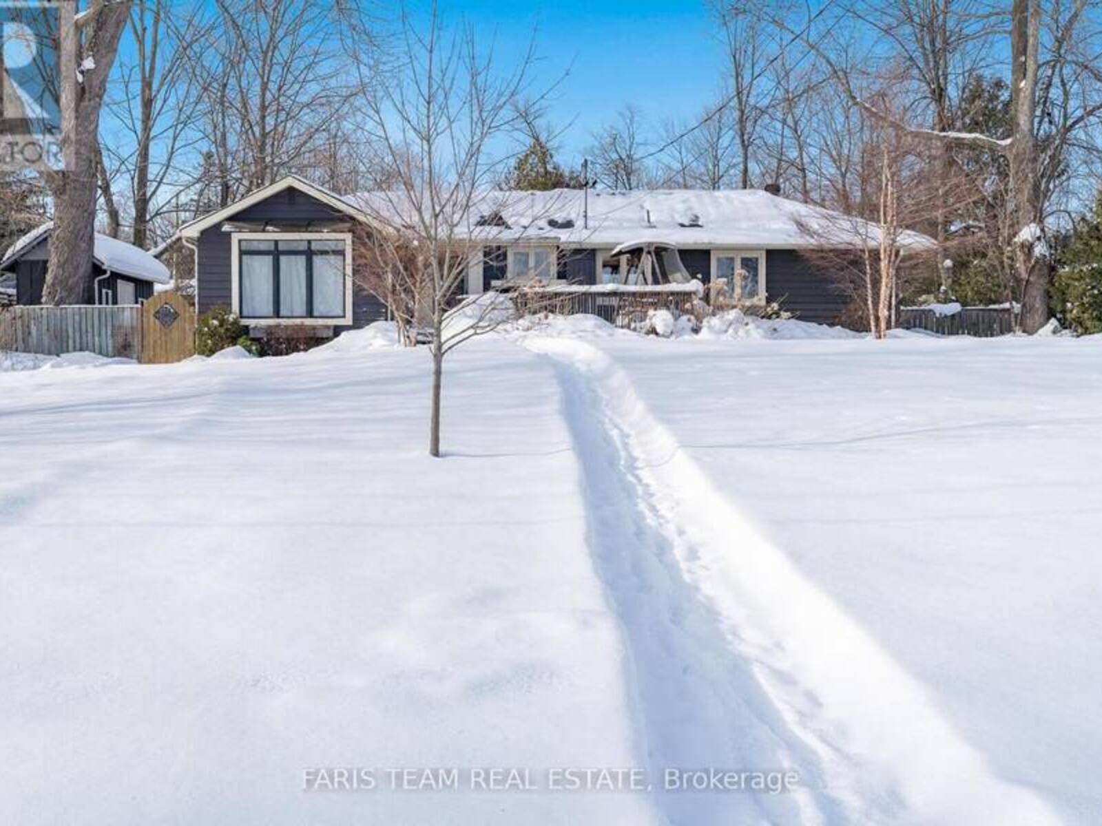 481 LAKESHORE ROAD E, Oro-Medonte, Ontario L0L 2E0