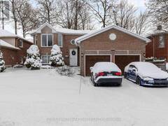 548 LEACOCK DRIVE Barrie Ontario, L4N 7B3