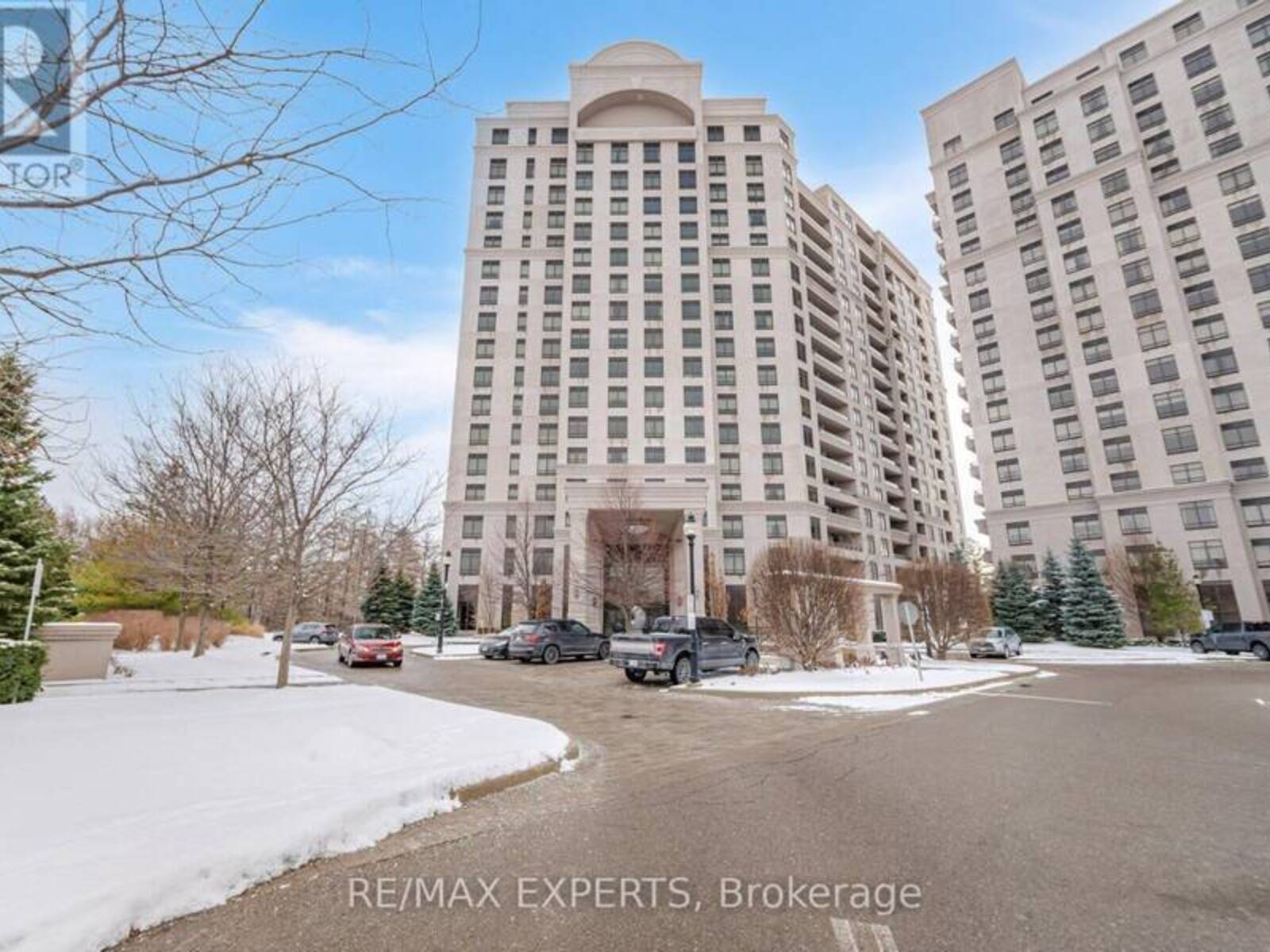 807 - 9255 JANE STREET, Vaughan, Ontario L6A 0K1