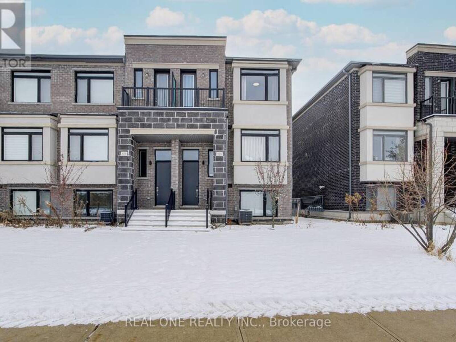 529 MARC SANTI BOULEVARD, Vaughan, Ontario L6A 5C5