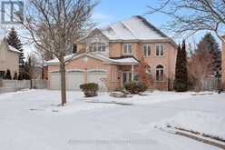 46 GOLDRING CRESCENT | Markham Ontario | Slide Image Three