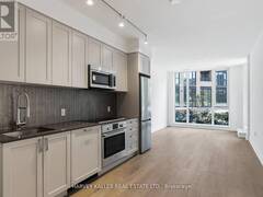 102 - 293 THE KINGSWAY Toronto Ontario, M9A 3A9