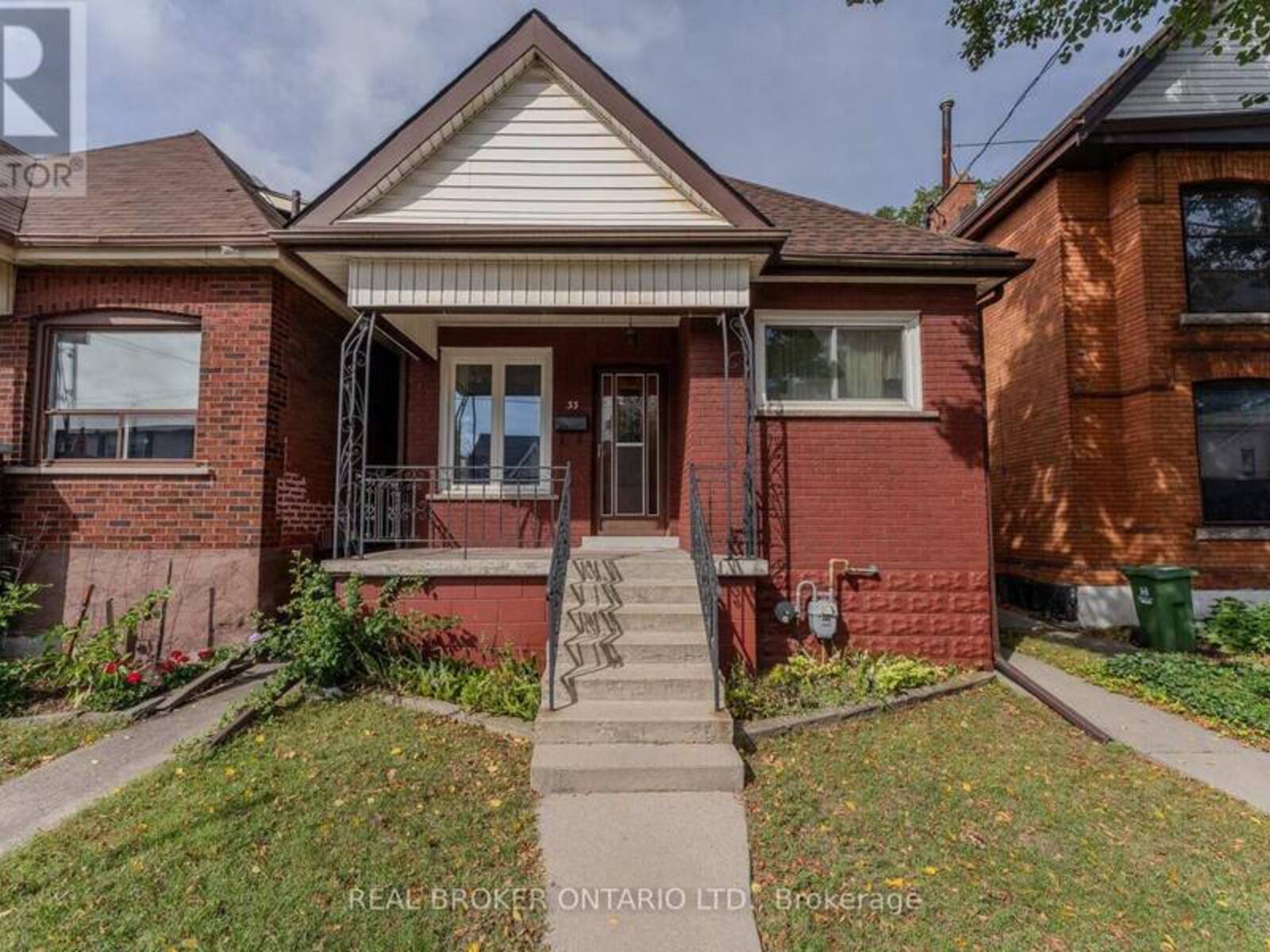 33 CLYDE STREET, Hamilton, Ontario L8L 5R5