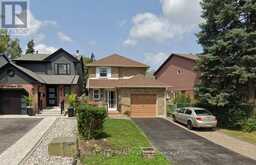 119 BATSON DRIVE | Aurora Ontario | Slide Image Three