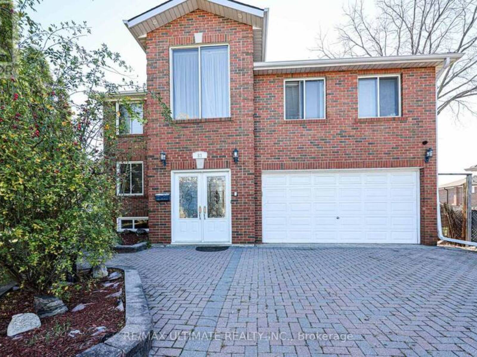 83 BURR AVENUE, Toronto, Ontario M6L 1V3