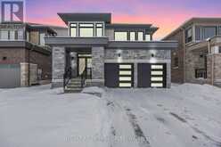 46 DEL RAY CRESCENT | Wasaga Beach Ontario | Slide Image One