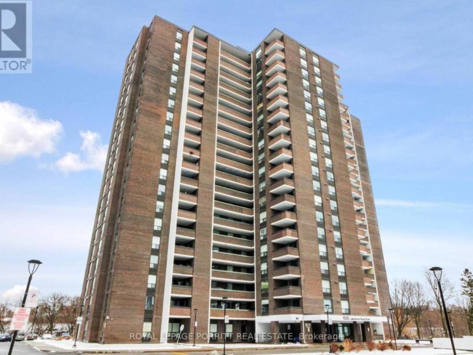 905 - 1535 LAKESHORE ROAD E, Mississauga, Ontario L5E 3E2