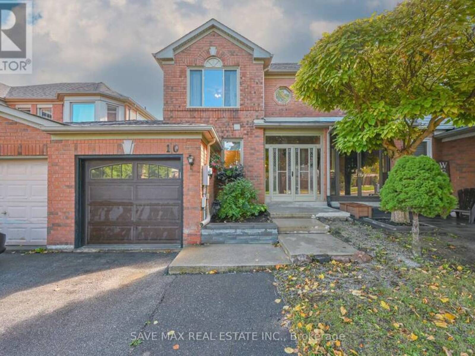 10 DEER CREEK PLACE, Brampton, Ontario L6Z 4T5