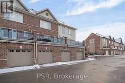 83 BURTON HOWARD DRIVE | Aurora Ontario | Slide Image Twenty