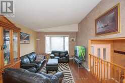 17 MCCONKEY PLACE | Barrie Ontario | Slide Image Five