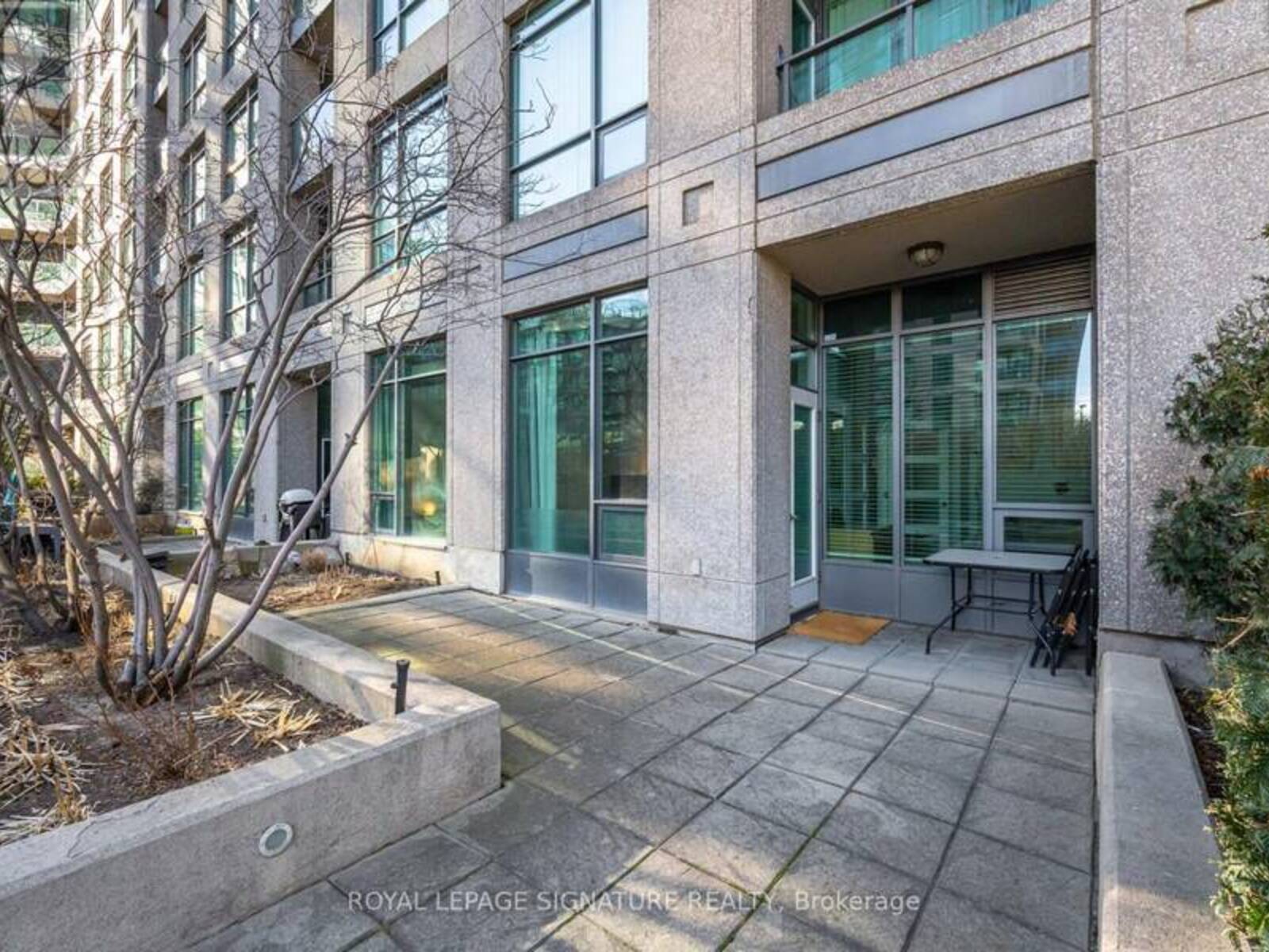 122 - 231 FORT YORK BOULEVARD, Toronto, Ontario M5V 1B2