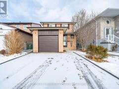 33 CATHY JEAN CRESCENT Toronto Ontario, M9V 4T2