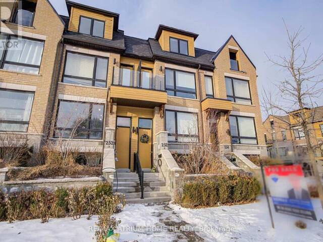 252B FINCH AVENUE E Toronto Ontario, M2N 0K3