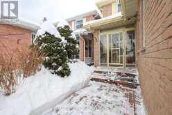 31 STARGELL CRESCENT | Markham Ontario | Slide Image Two