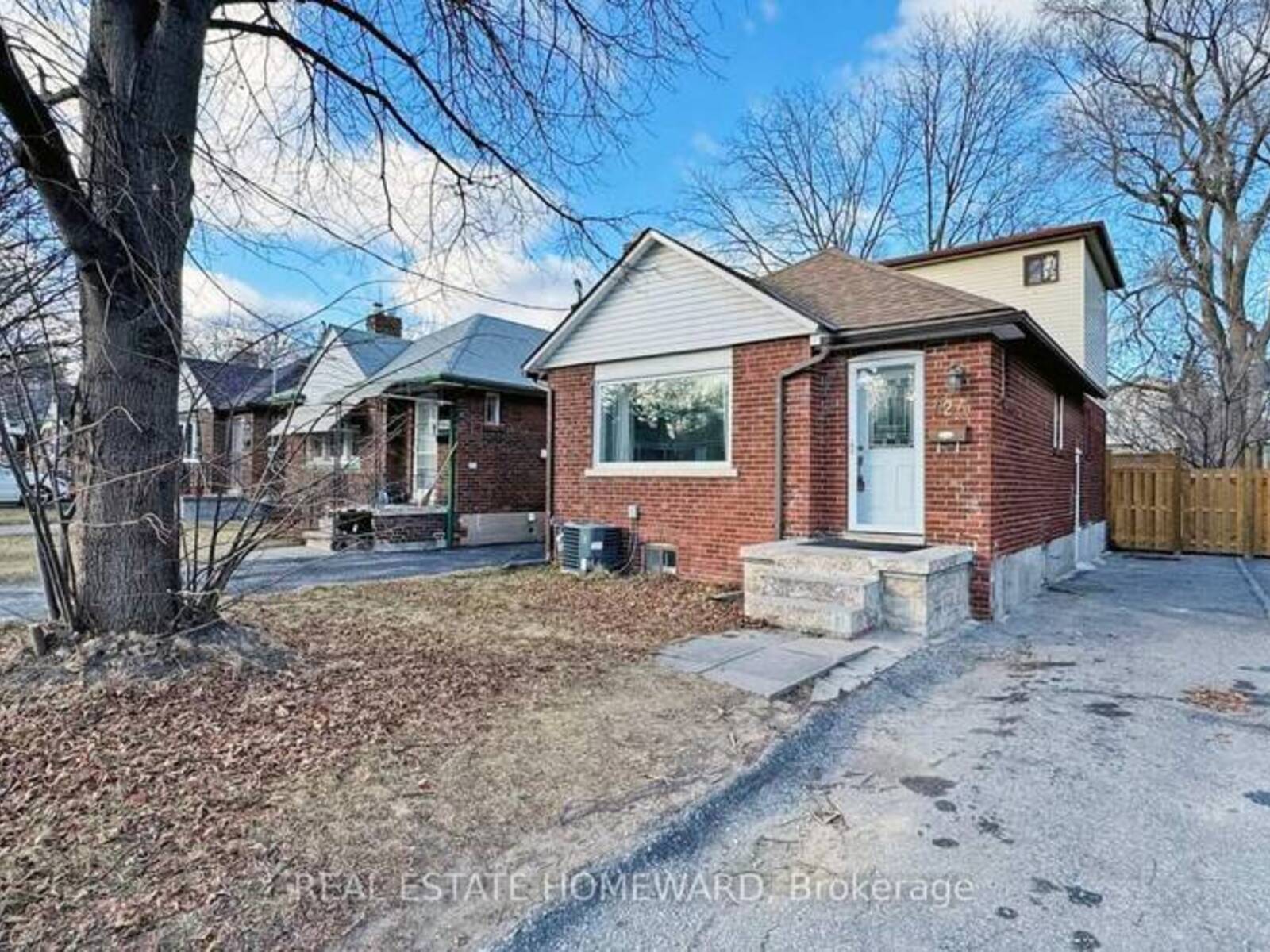 726 EGLINTON AVENUE E, Toronto, Ontario M4G 2K7