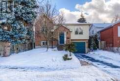 66 BRIDLE TRAIL | Waterloo Ontario | Slide Image Two