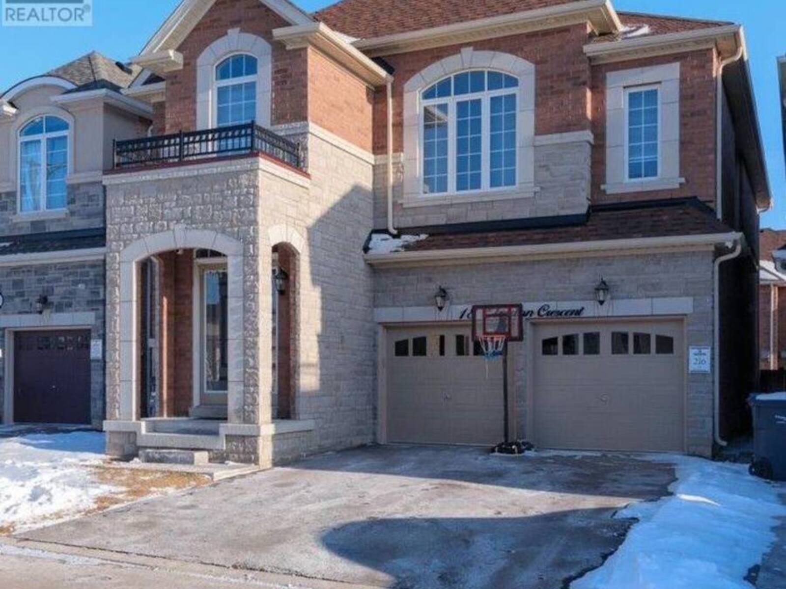 18 ELVERTON CRESCENT, Brampton, Ontario L7A 4Z4