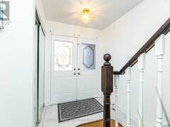 43 GOLDENLIGHT CIRCLE Brampton Ontario, L6X 4N6