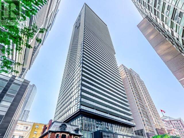 2904 - 15 GRENVILLE STREET Toronto Ontario, M4Y 0B9