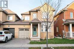 533 NAIRN CIRCLE W | Milton Ontario | Slide Image One