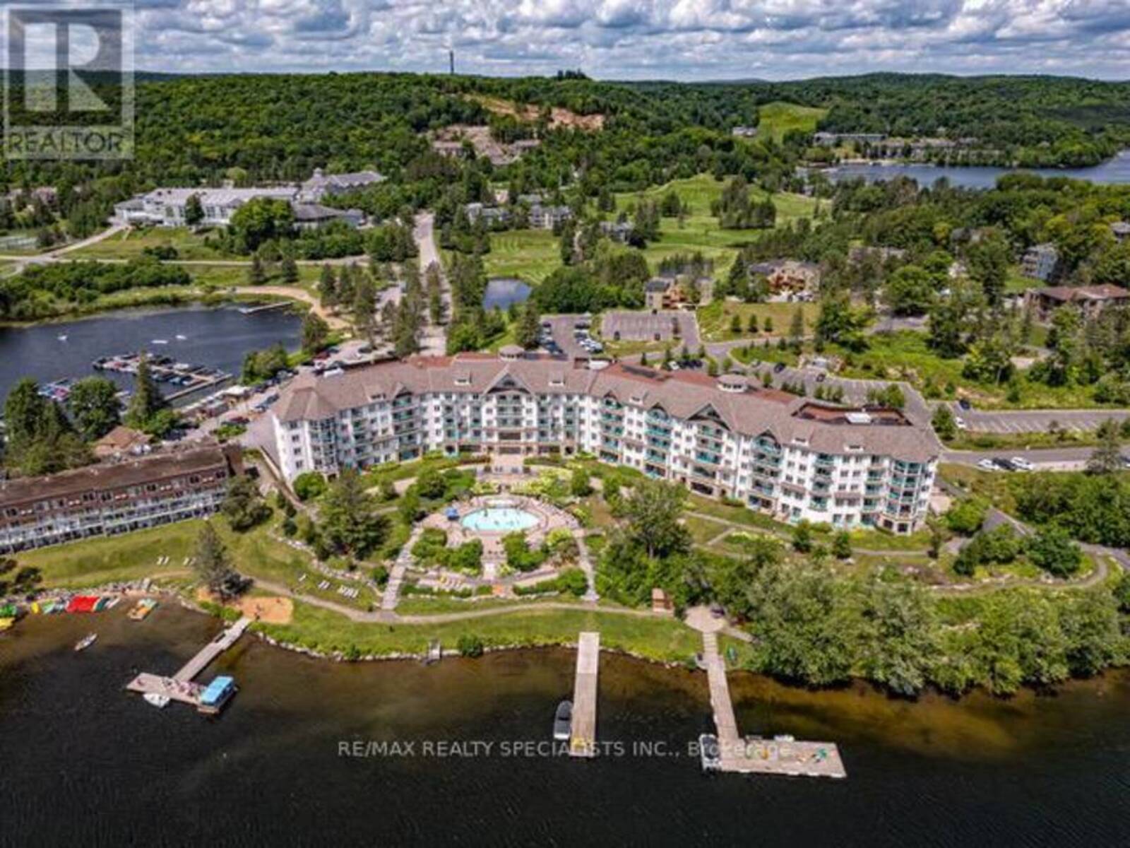 230 - 25 PEN LAKE POINT ROAD, Huntsville, Ontario P1H 1A9