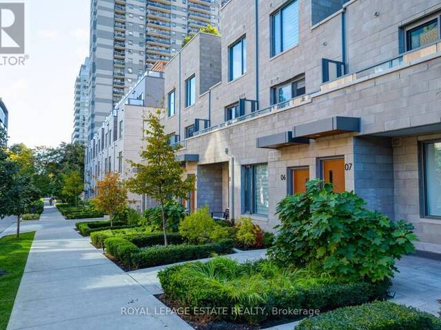 TH7 - 175 PEARS AVENUE Toronto Ontario, M5R 0C1