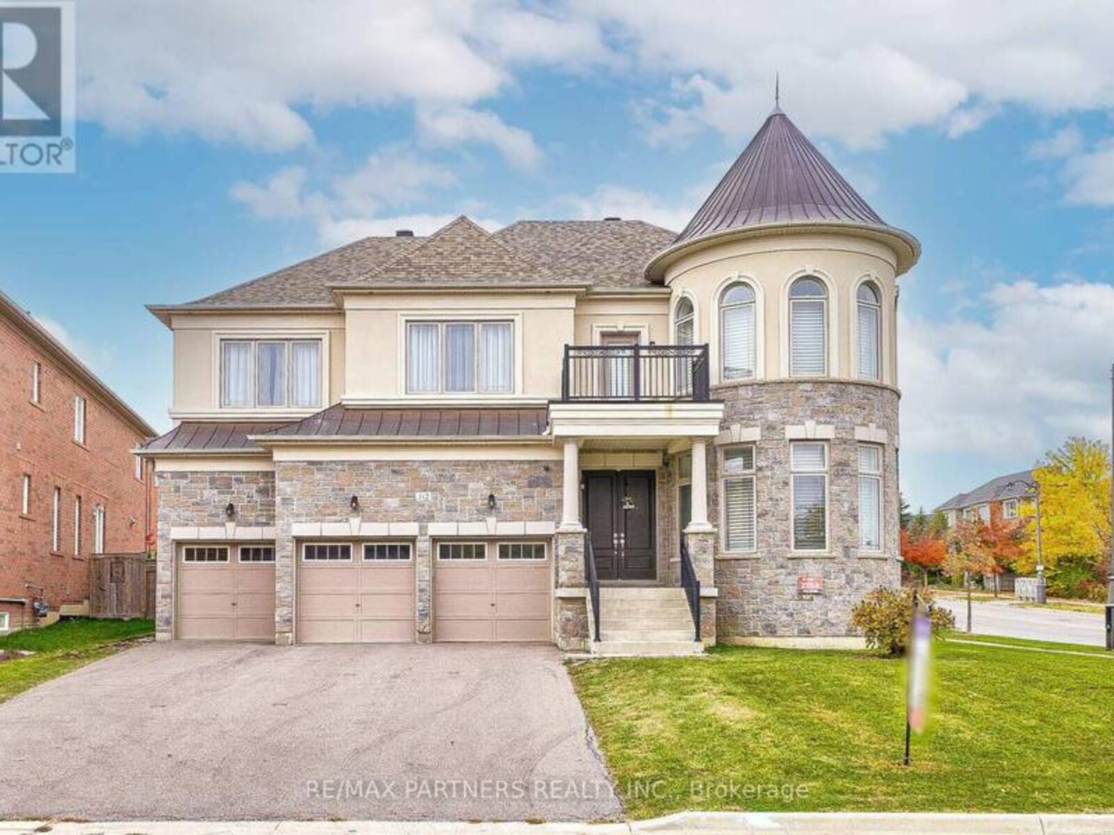 112 BALDRY AVENUE, Vaughan, Ontario L6A 0J1