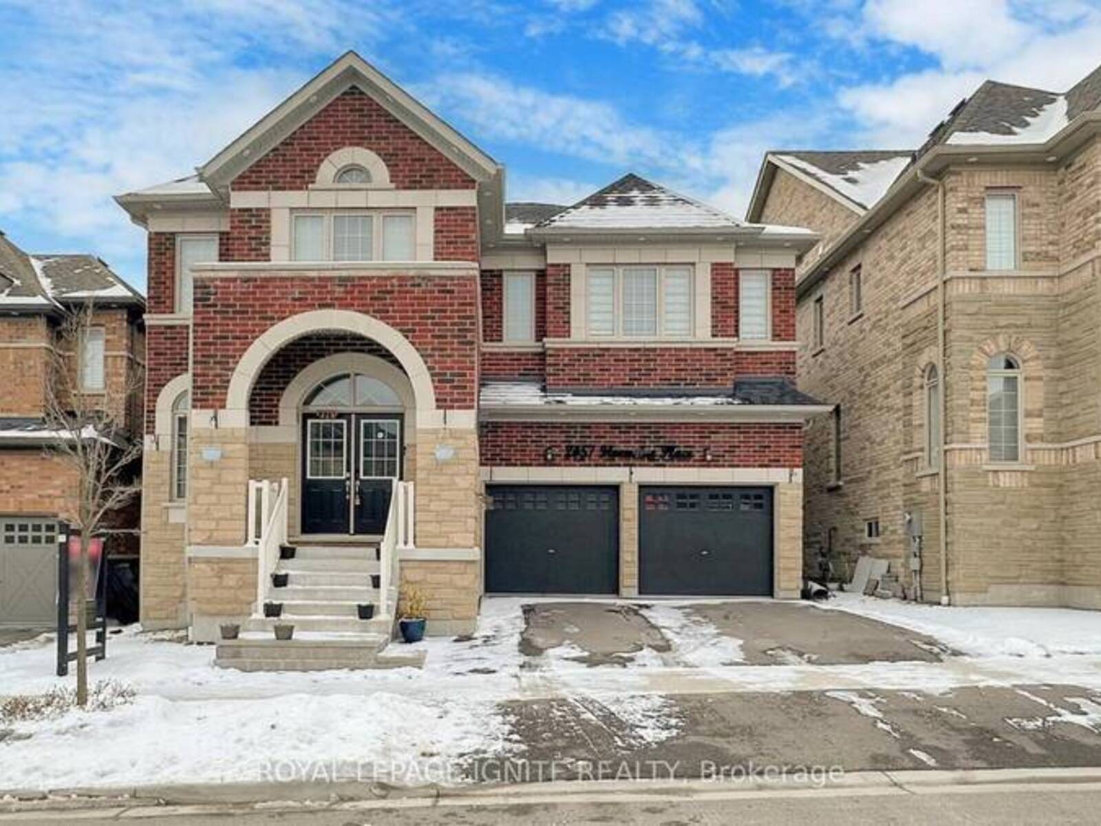 2457 FLORENTINE PLACE, Pickering, Ontario L1X 0H2