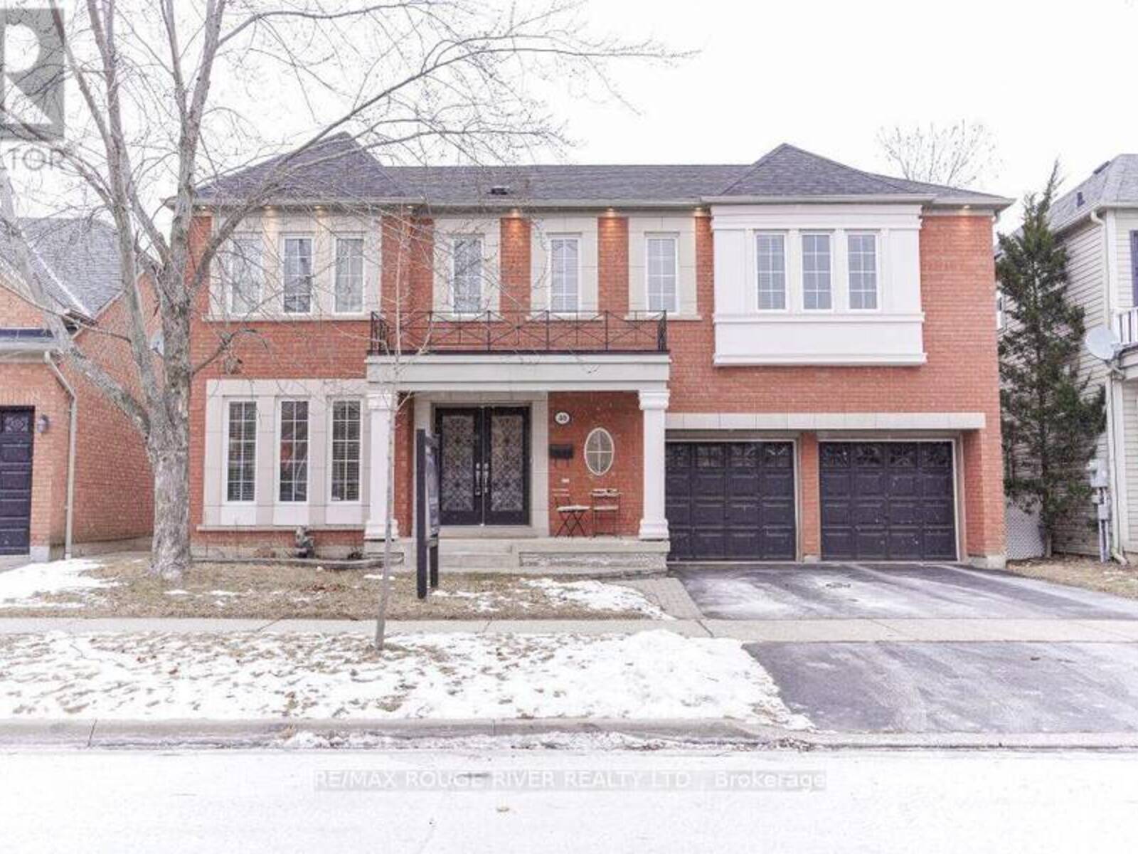 40 PURDUE AVENUE, Ajax, Ontario L1T 4L3