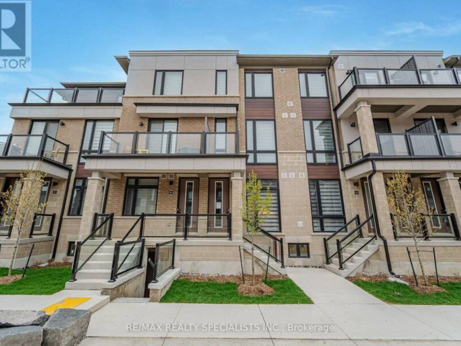 48 - 45 KNOTSBERRY CIRCLE, Brampton, Ontario L6Y 6G1