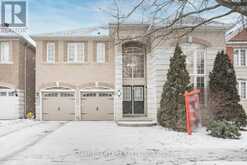 123 GEMINI CRESCENT | Richmond Hill Ontario | Slide Image One