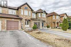 9 MISTLEFLOWER COURT | Richmond Hill Ontario | Slide Image One