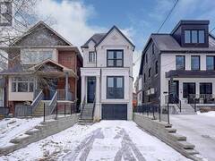 44 WAVERLEY ROAD Toronto Ontario, M4L 3T1