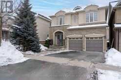 74 THOMAS LEGGE CRESCENT | Richmond Hill Ontario | Slide Image Two