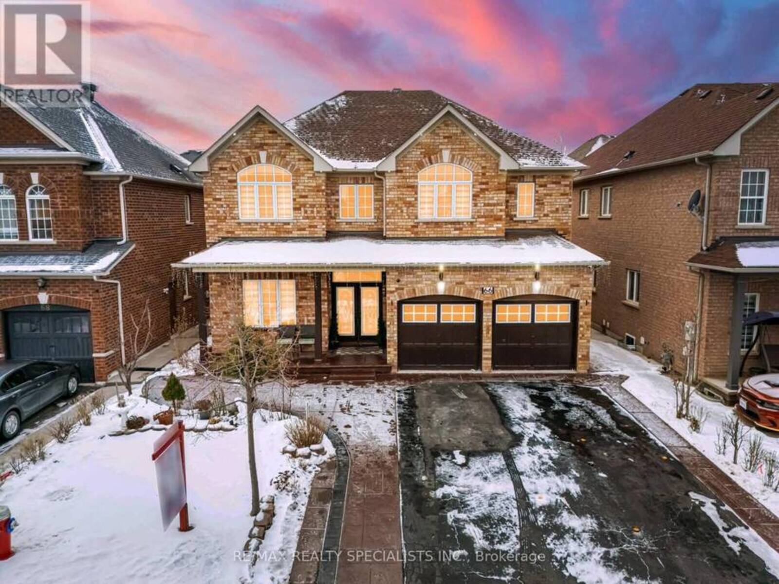 66 CARMEL CRESCENT, Brampton, Ontario L6P 1Y2