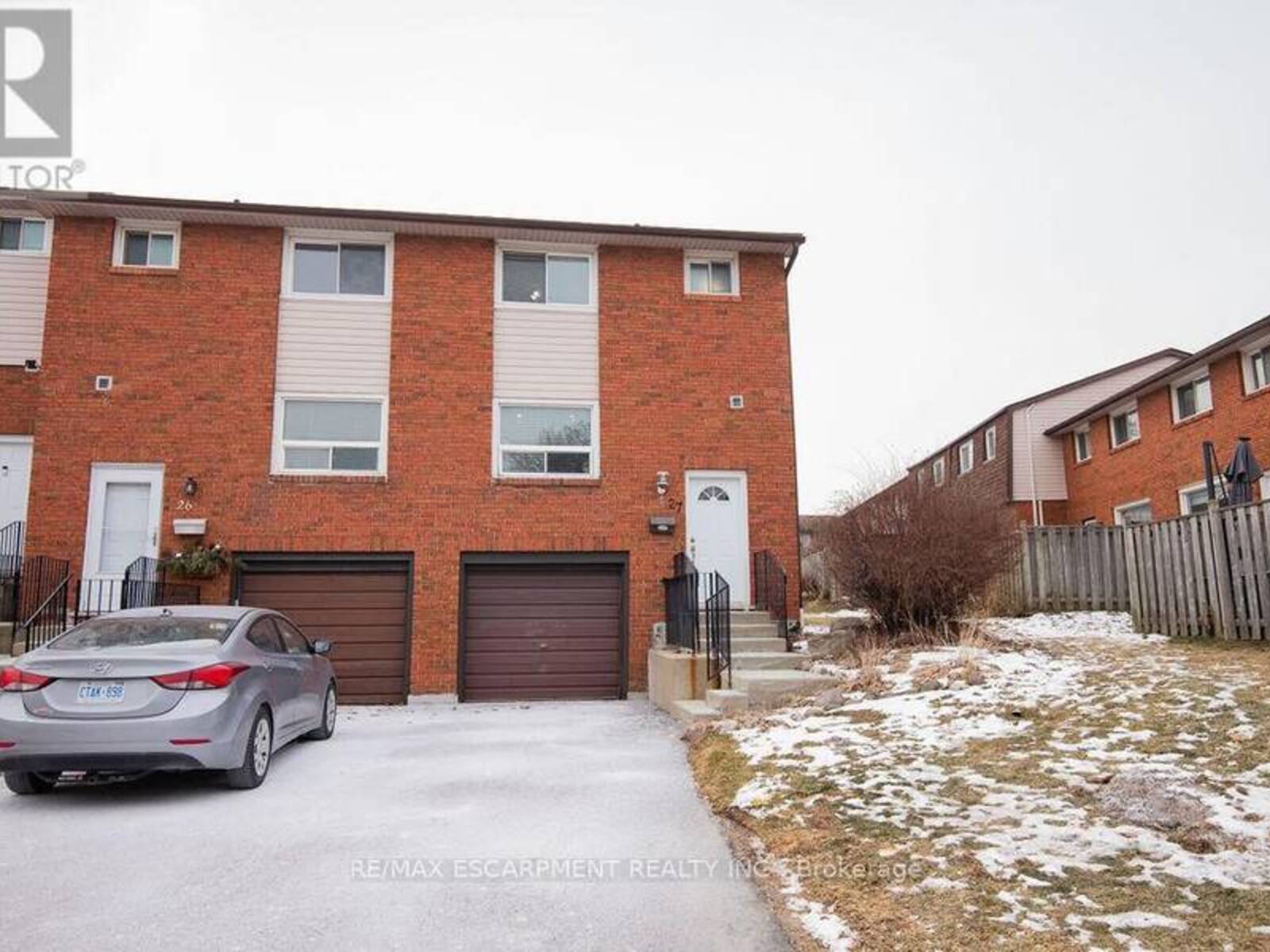 27 - 90 MAGNOLIA DRIVE, Hamilton, Ontario L9C 6R9