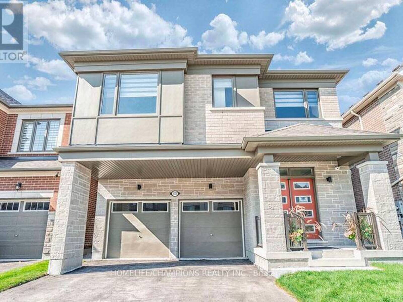 3004 HOLLYBERRY TRAIL, Pickering, Ontario L1X 0N5