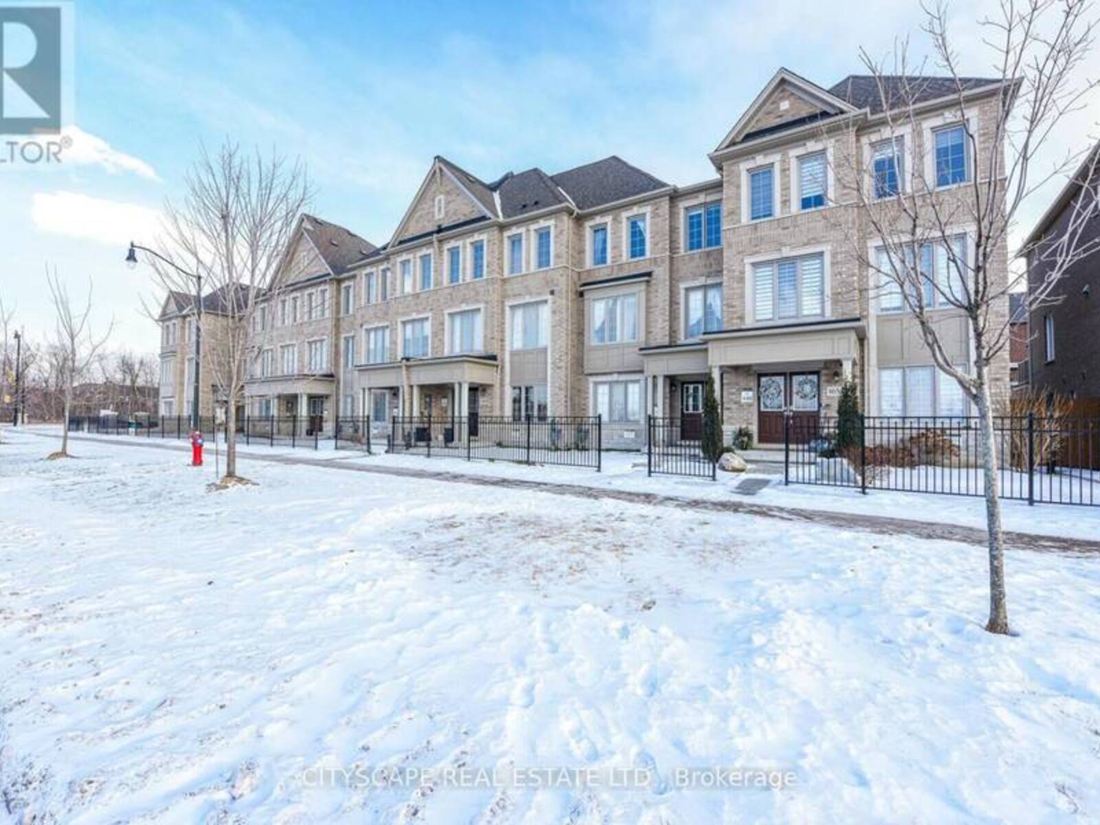 8652 FINANCIAL DRIVE, Brampton, Ontario L6Y 6G5