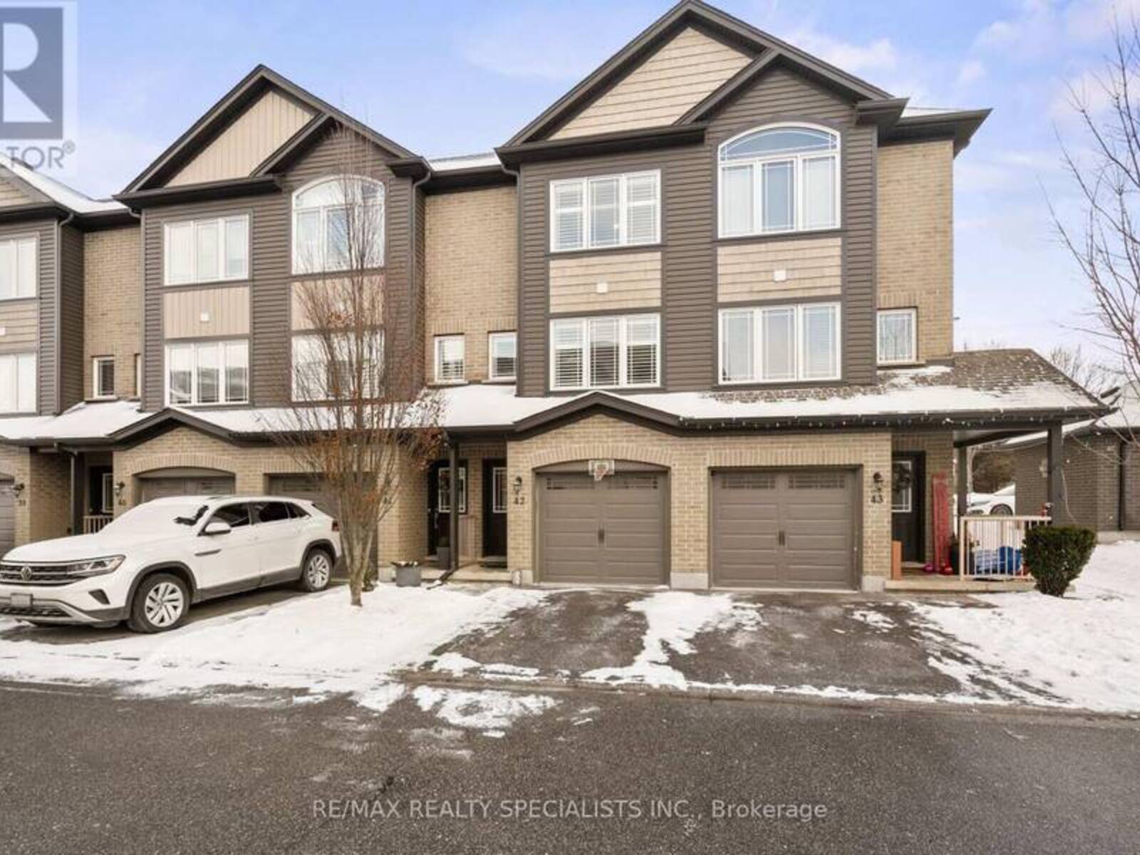 42 - 12 POPLAR DRIVE, Cambridge, Ontario N3C 0G4