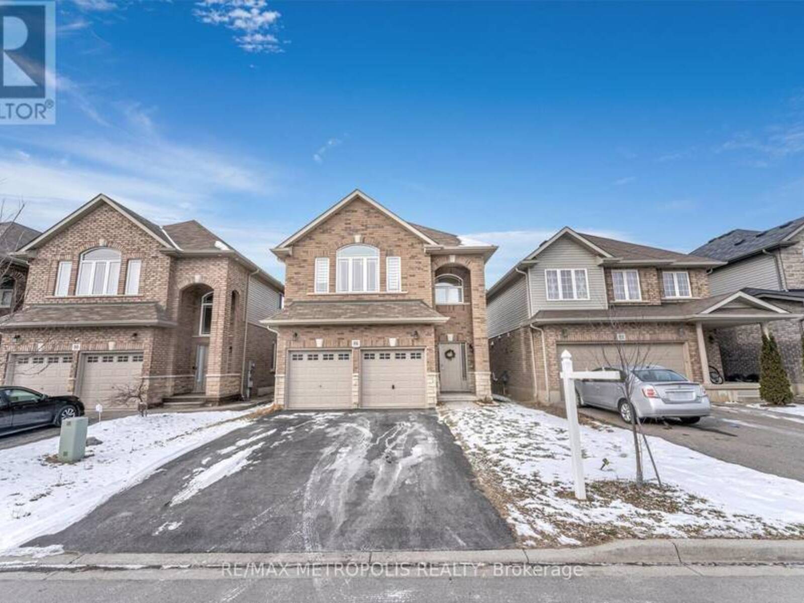 86 KEYSTONE CRESCENT, Hamilton, Ontario L0R 1P0