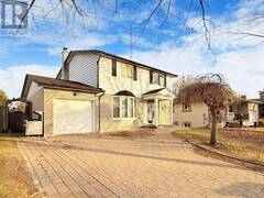 31 ERINLEA CRESCENT Toronto Ontario, M1H 2S8