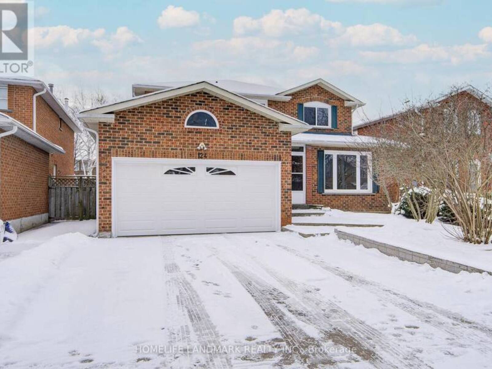 124 CARRINGTON DRIVE, Richmond Hill, Ontario L4C 7Y9