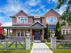 165 MAVRINAC BOULEVARD Aurora Ontario, L4G 0G6