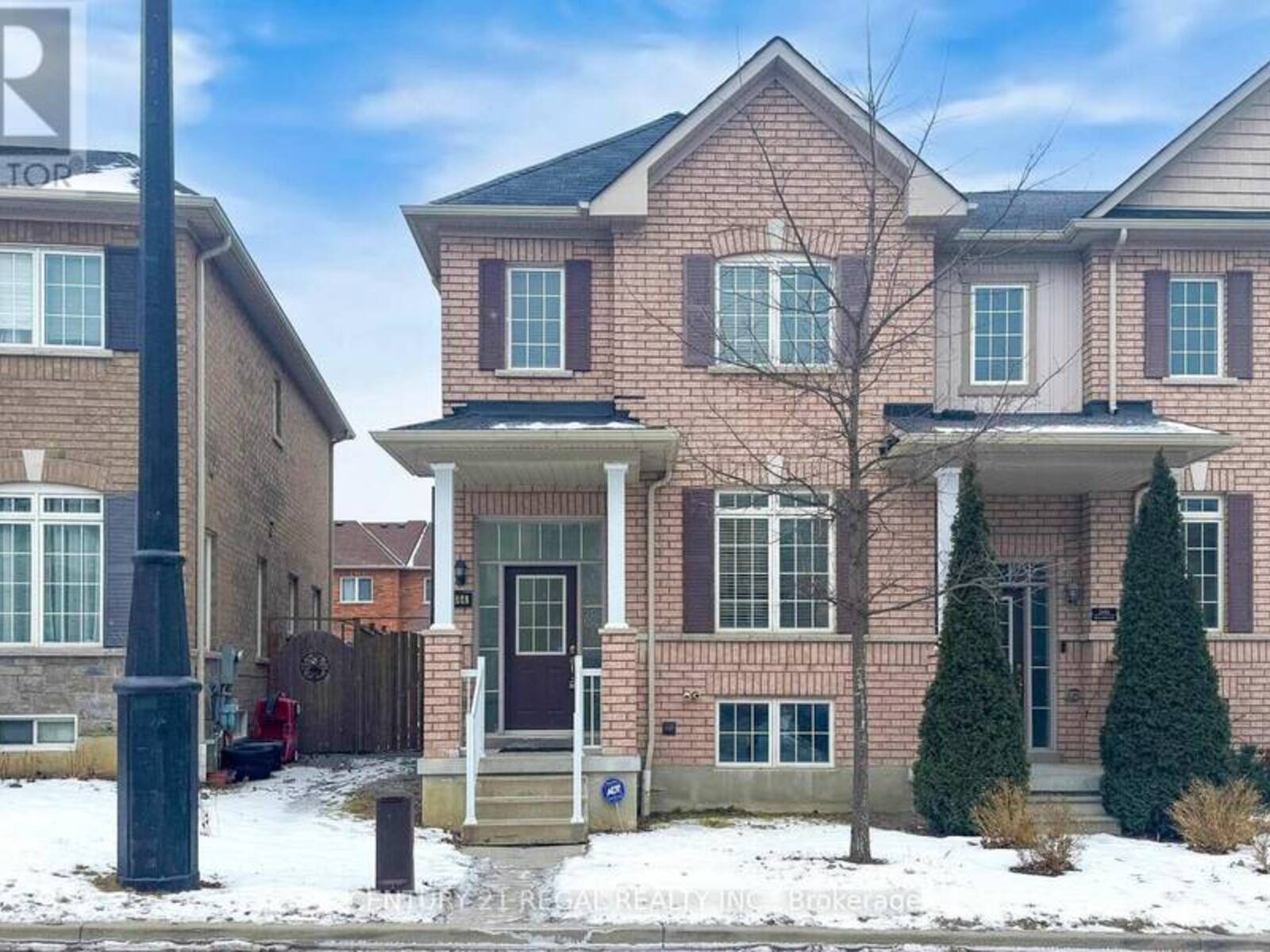 2484 EARL GREY AVENUE E, Pickering, Ontario L1X 0B9