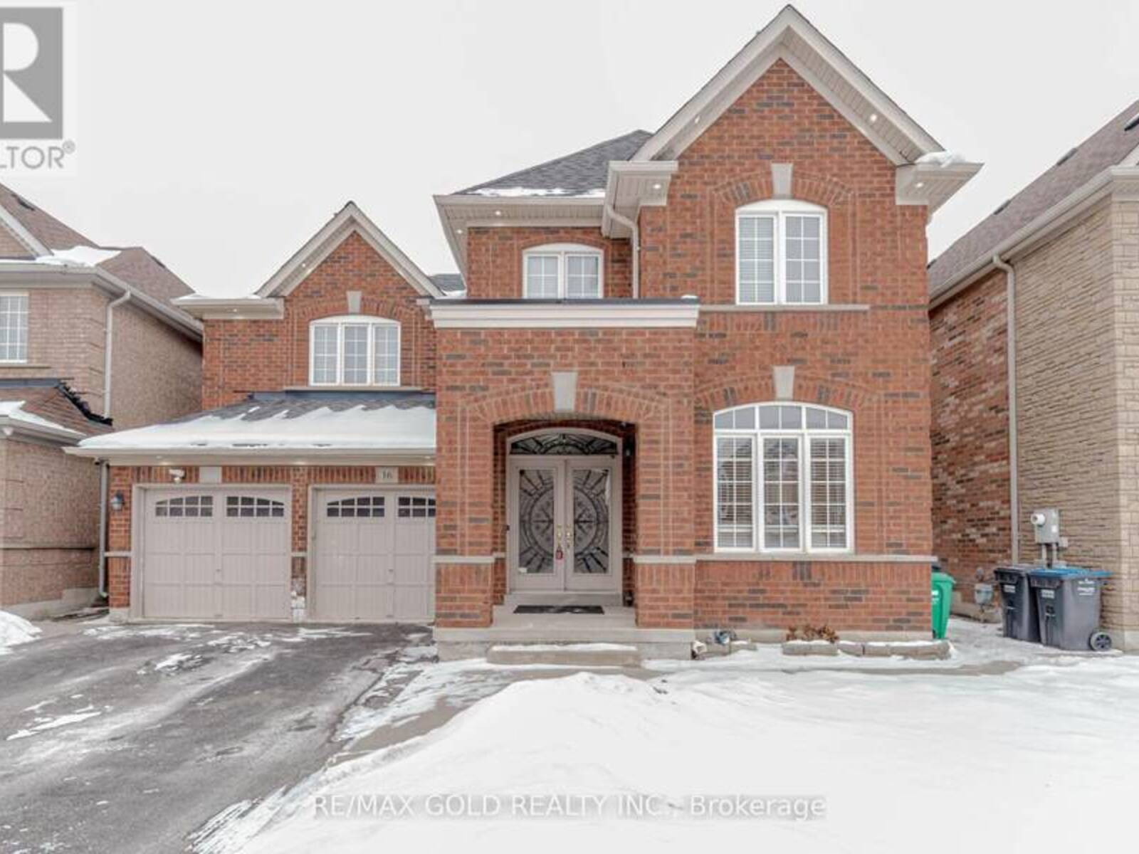 16 TREEGROVE CRESCENT, Brampton, Ontario L7A 3X8