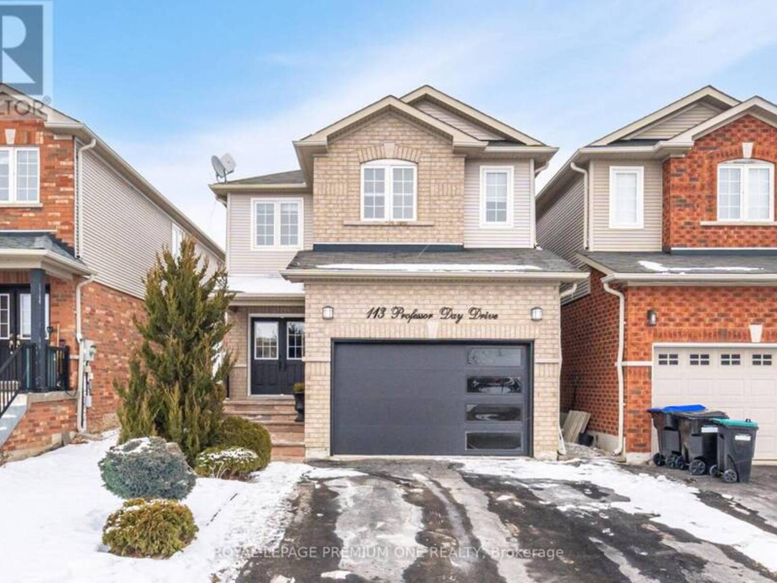 113 PROFESSOR DAY DRIVE, Bradford West Gwillimbury, Ontario L3Z 3C1